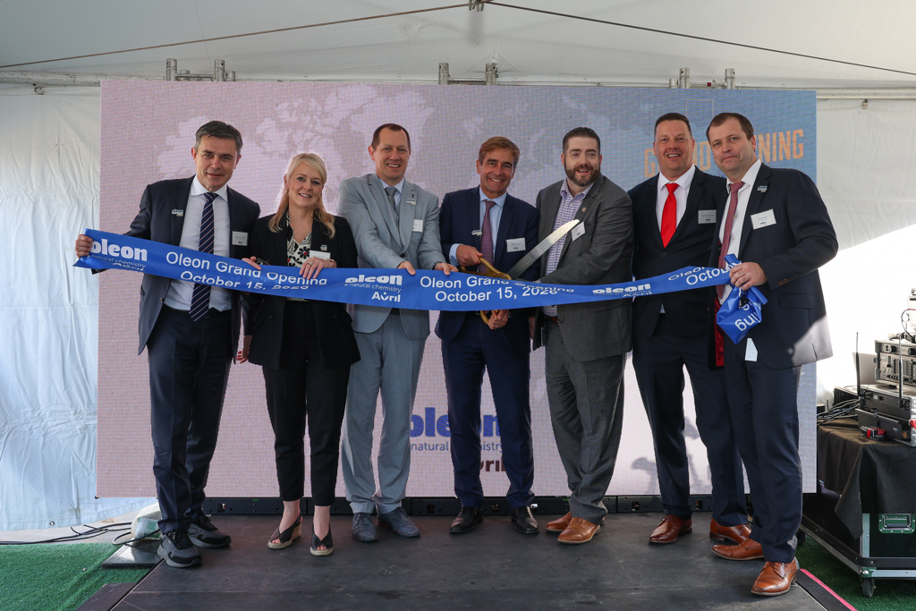 Group picture at Oleon Conroe Grand Opening And Ribbon Cutting